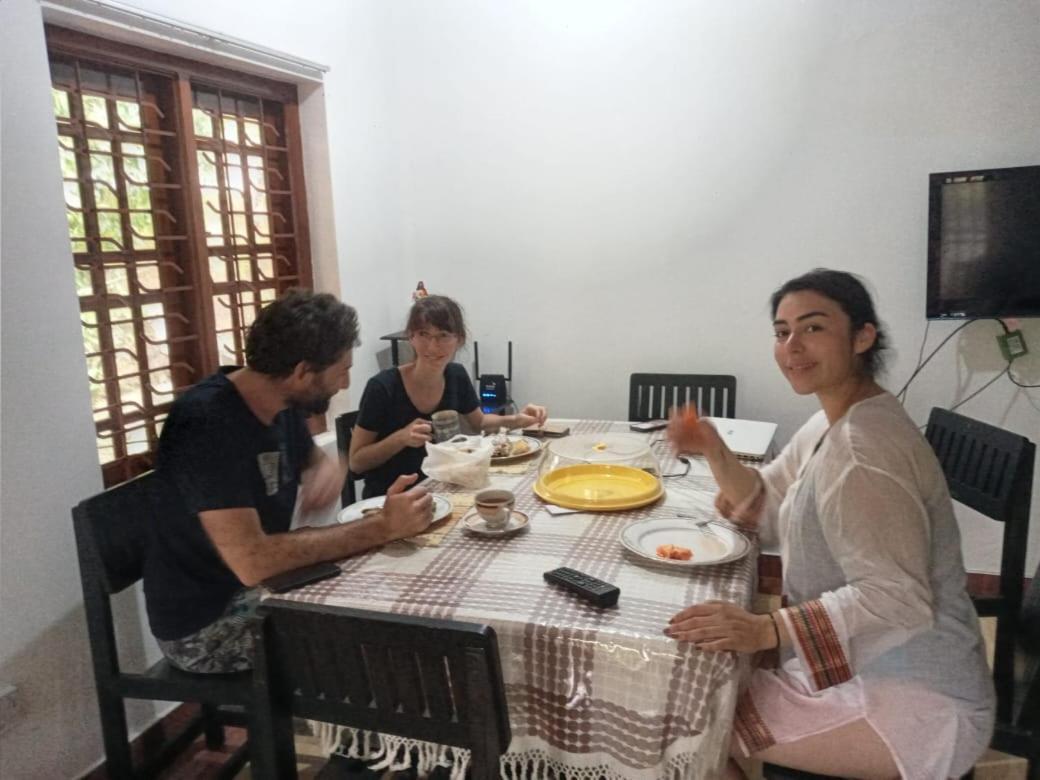 Hostal Gang Ahangama Luaran gambar